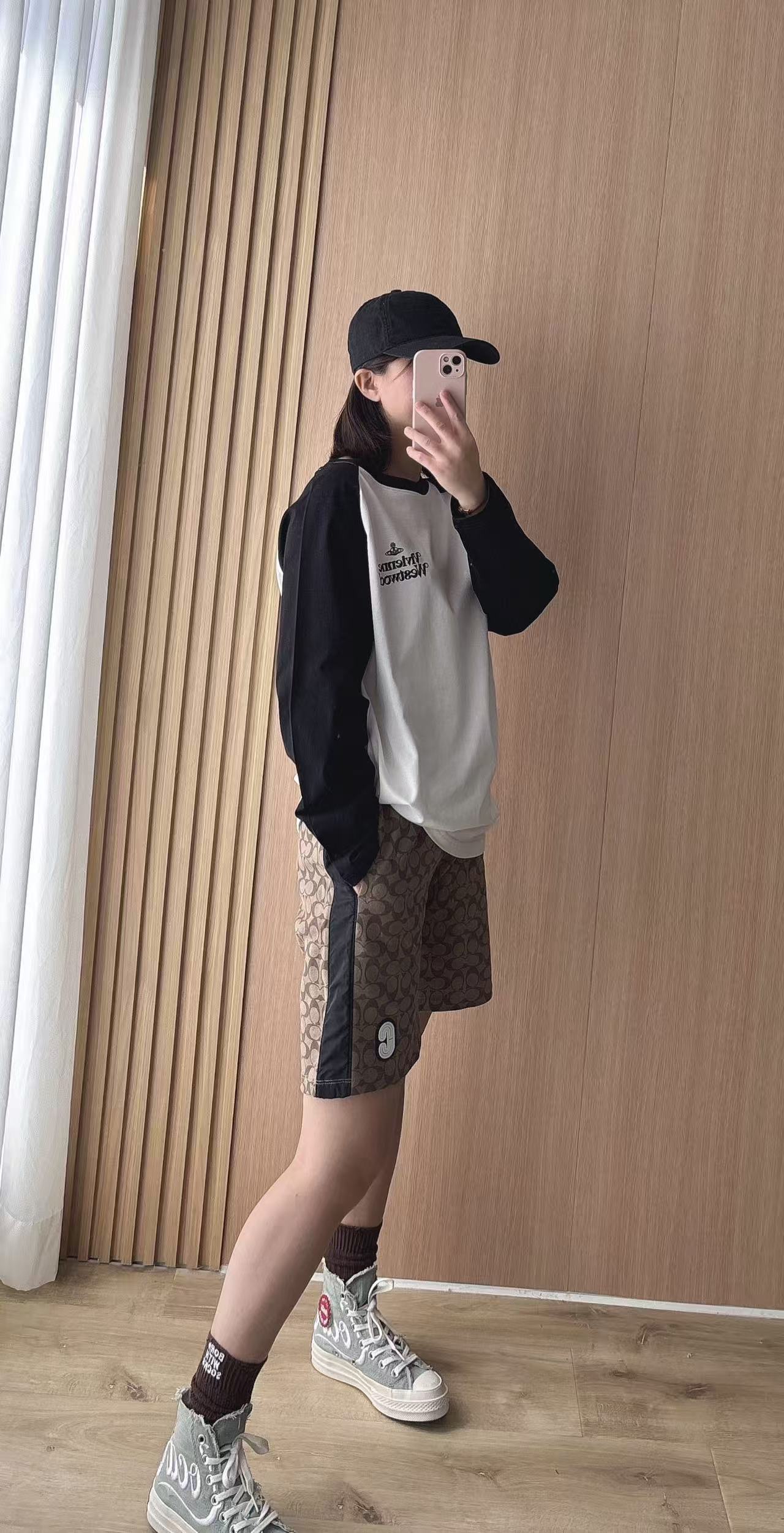 מכנסיים קצרים קואץ' – תמונה 10