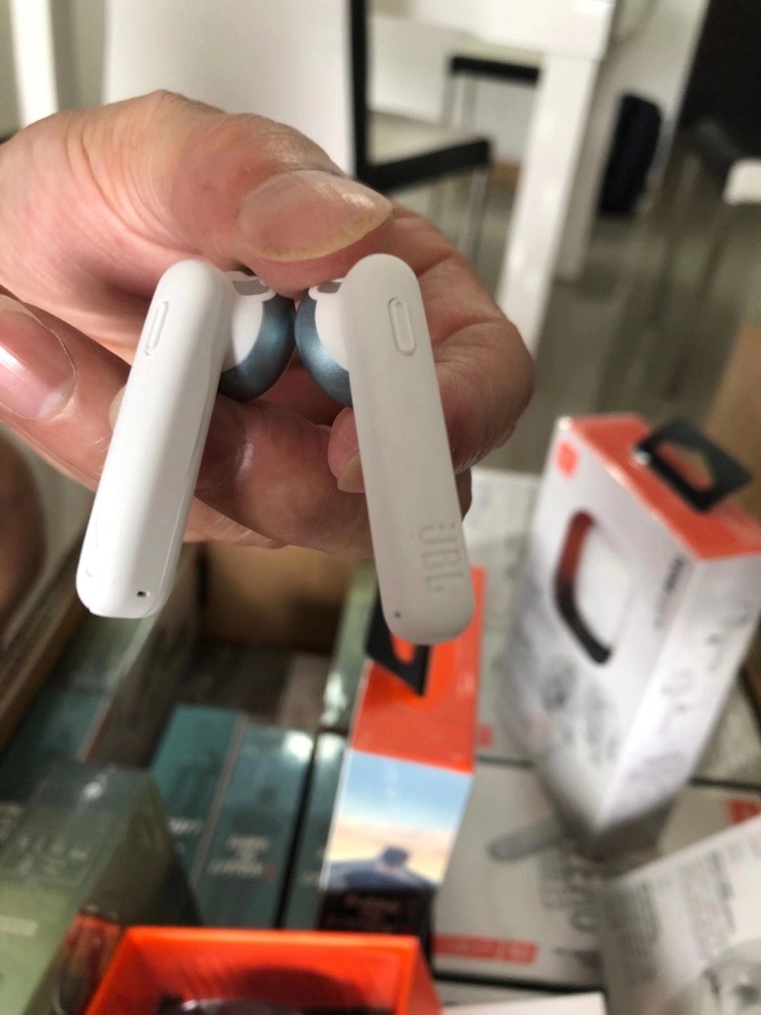 אוזניות JBL tune 220 – תמונה 9