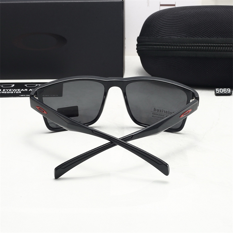 משקפי שמש Oakley – תמונה 12
