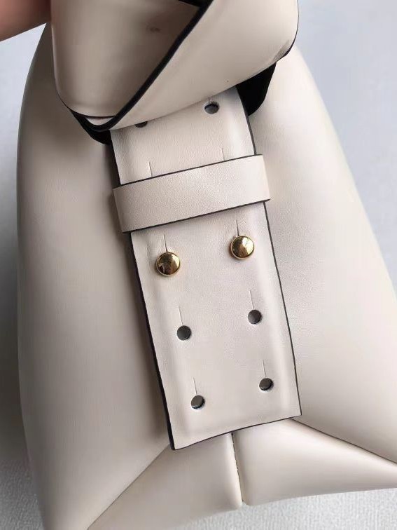 תיק acne studio – תמונה 22