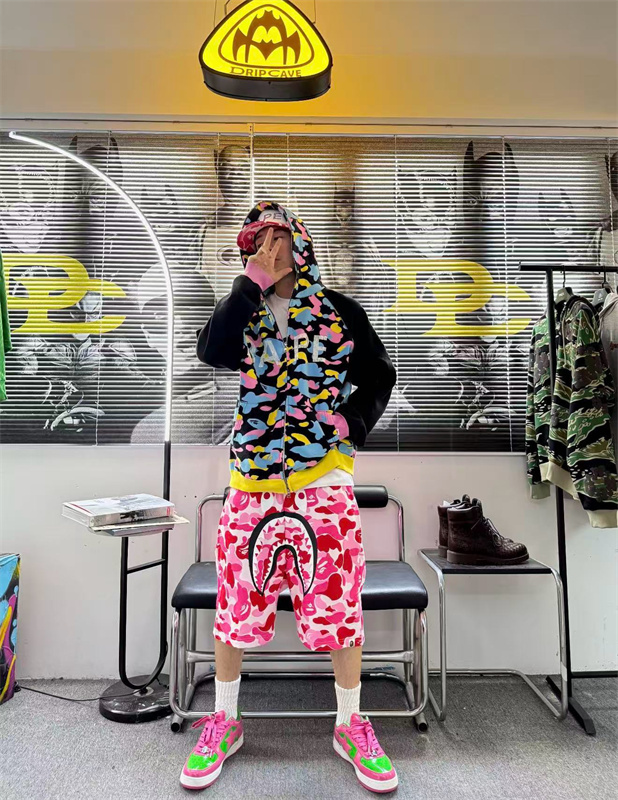 מכנסיים קצרים BAPE – תמונה 10