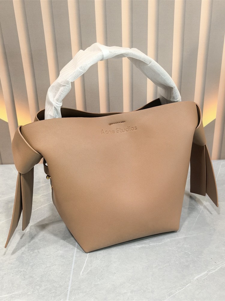 תיק acne studio – תמונה 20