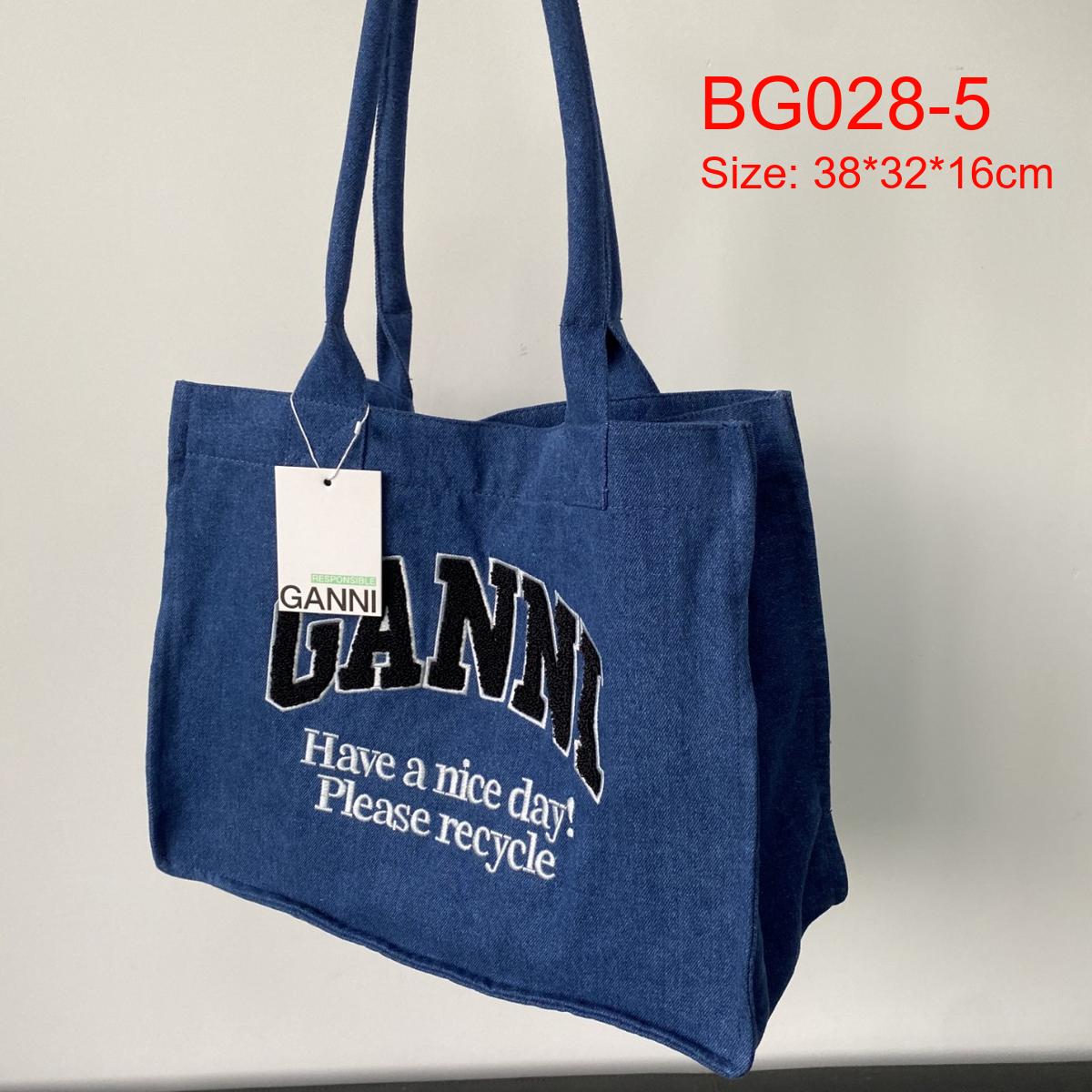 תיק שק GANNI – תמונה 7