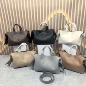 תיק acne studio
