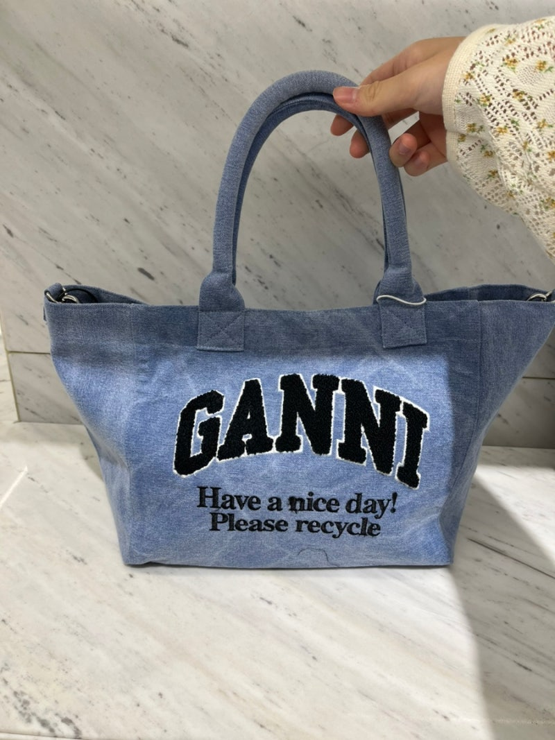 תיק שק GANNI – תמונה 22