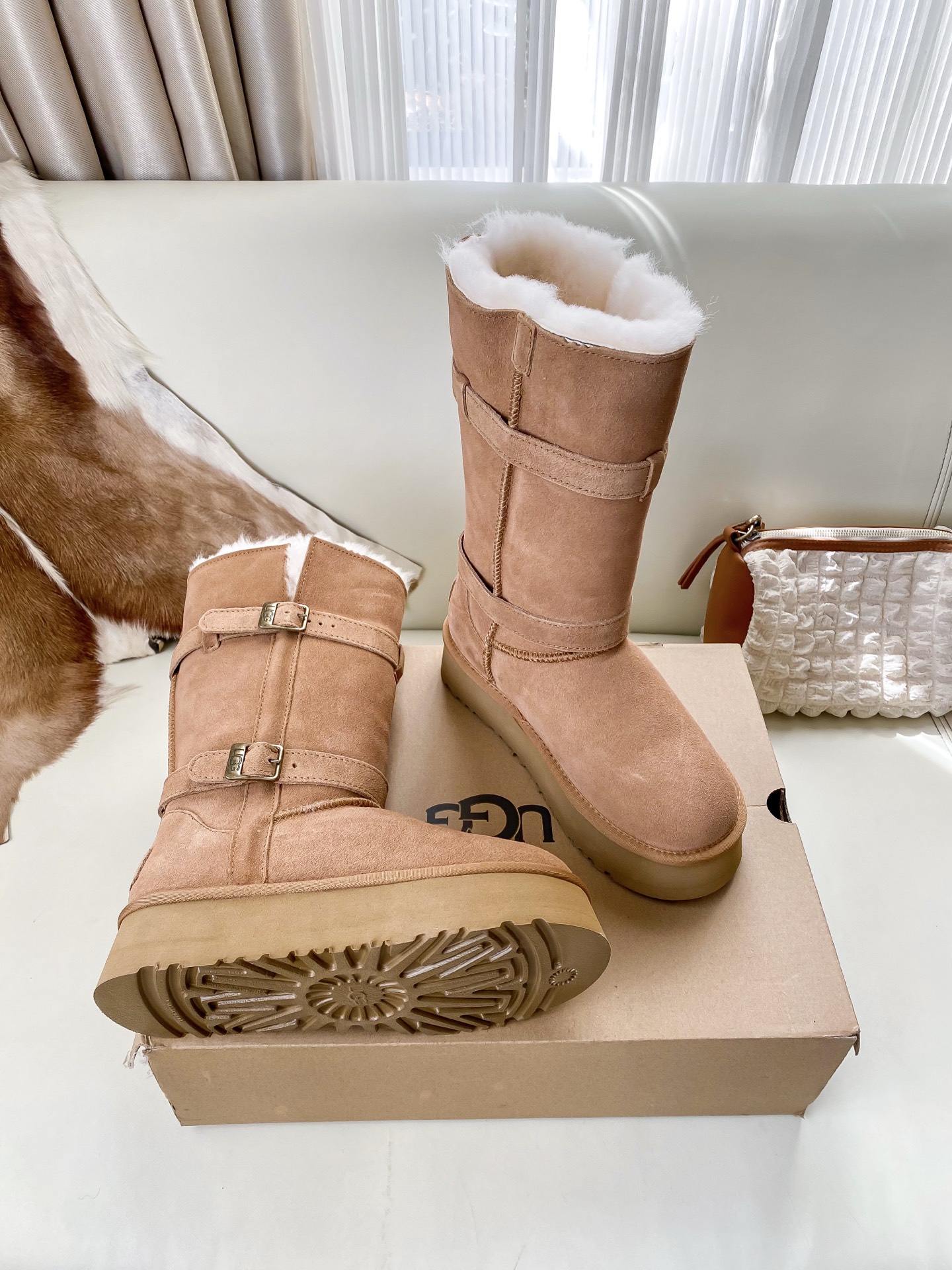 מגפיים גבוהים UGG – תמונה 15