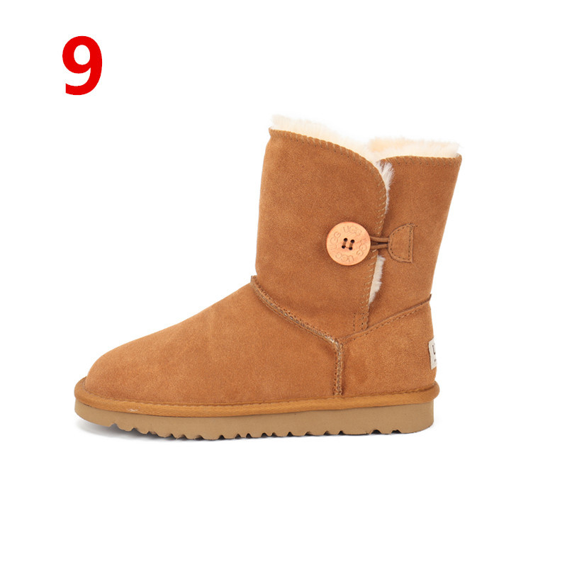 מגפיים UGG דגם כפתור – תמונה 13
