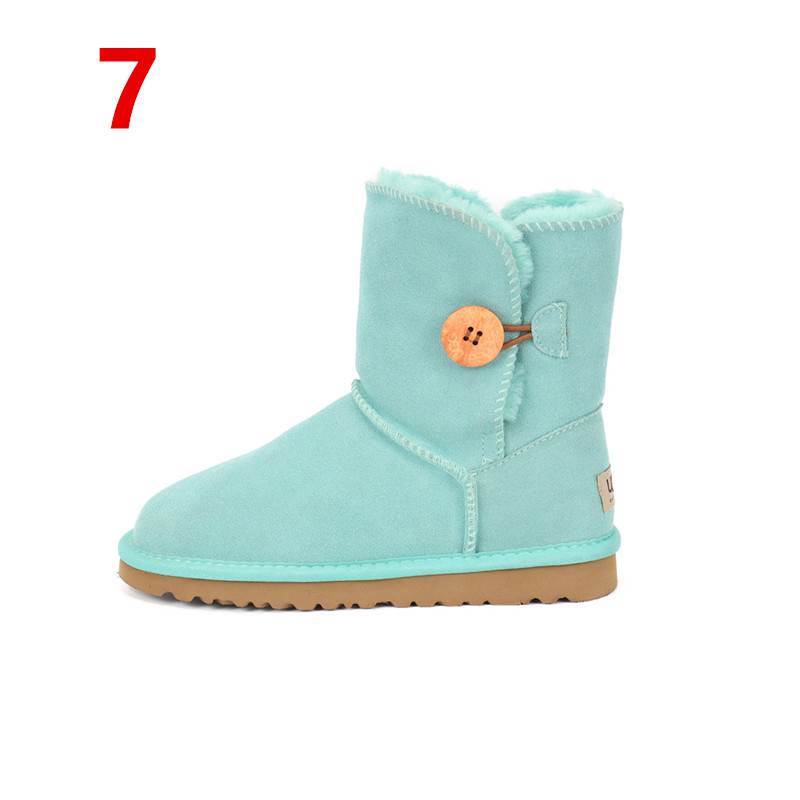 מגפיים UGG דגם כפתור – תמונה 17