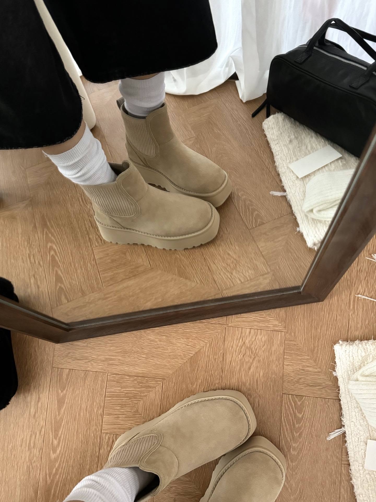 מגפיים צ'לסי UGG – תמונה 6