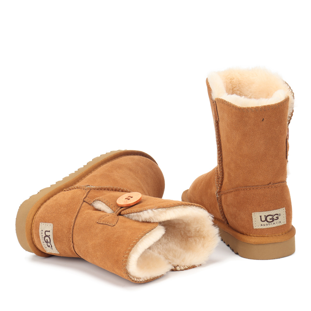 מגפיים UGG דגם כפתור – תמונה 3