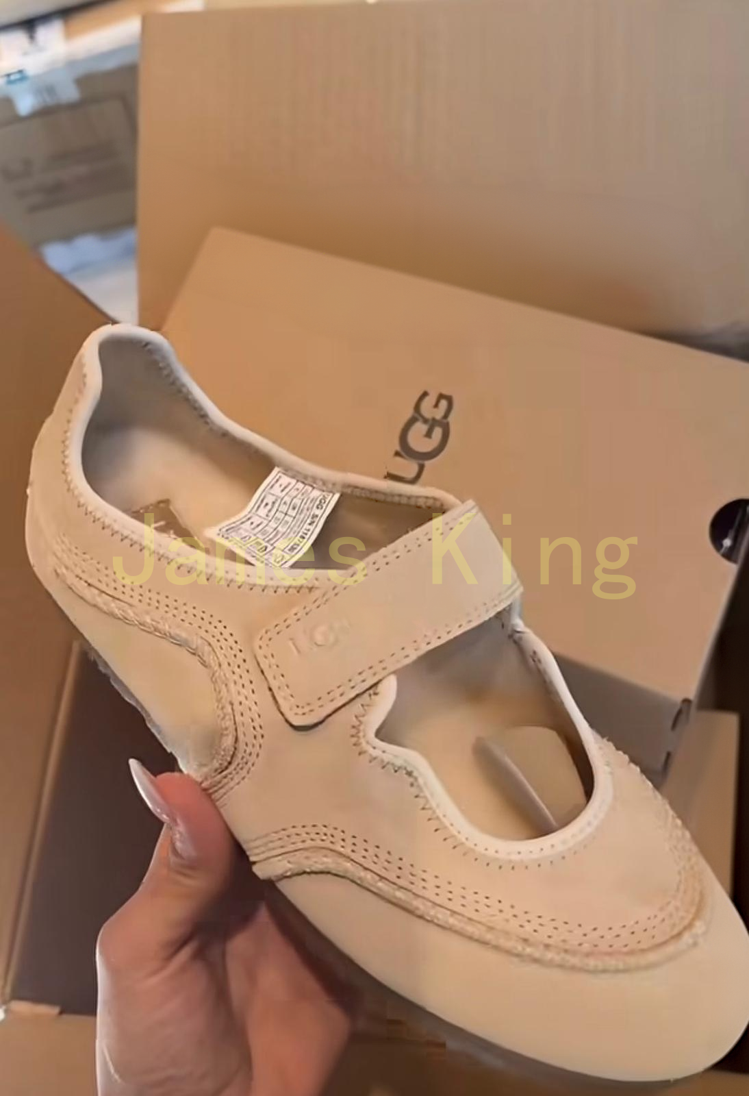 דגם מרי גיין UGG – תמונה 8