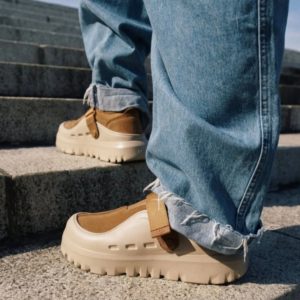 כפכפי סליפ־און UGG