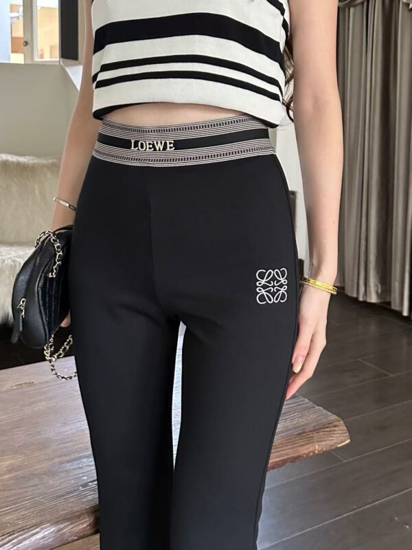 טייץ loewe